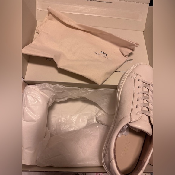 KOIO Capri Regenerative in Summit Color  Sz 7 - Picture 5 of 5